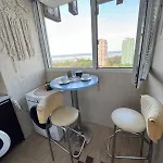 Zornitsa With Sea View And Free Parking Апартамент