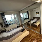 Zornitsa With Sea View And Free Parking Appartement Burgas Stad