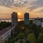 Zornitsa With Sea View And Free Parking Appartement