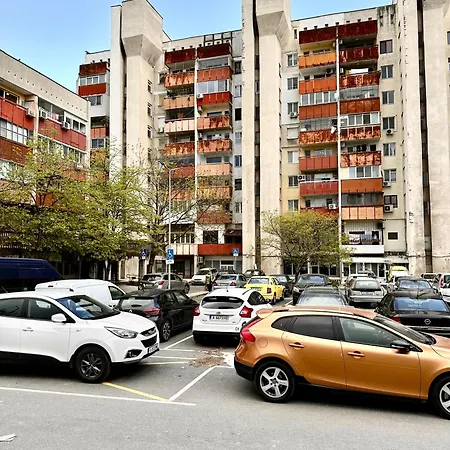 Zornitsa With Sea View And Free Parking